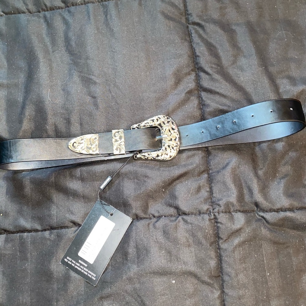 Pretty Little Thing Belt